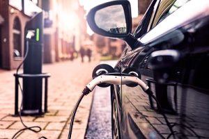 90% Of EV Drivers In The UK Use Public Chargers